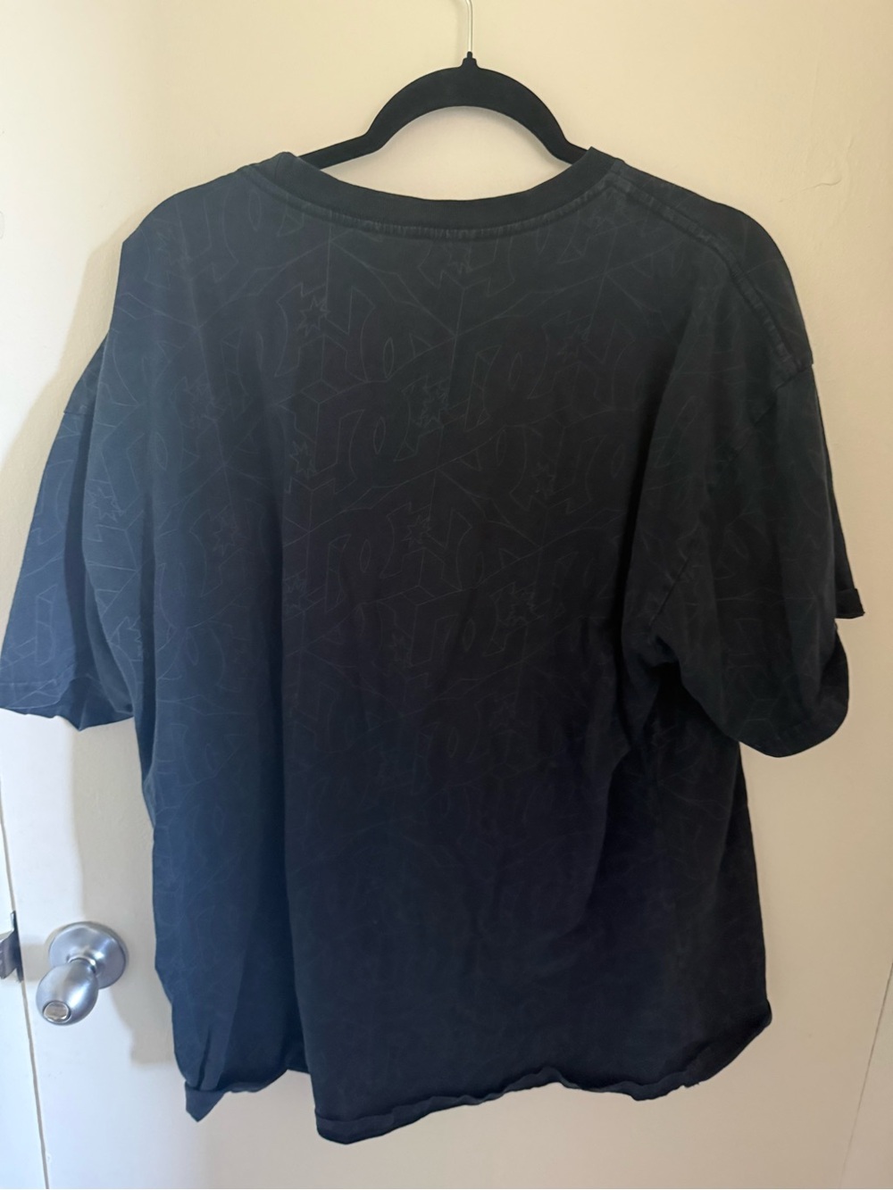 Dakine Y2K Black Short-Sleeve Crew T-Shirt - Picture 5 of 5